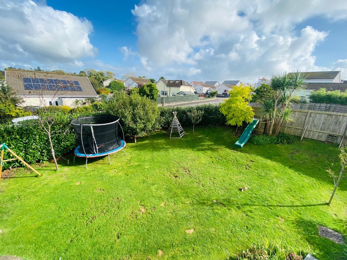 Pennard Drive, Southgate, Swansea, SA3 2DP